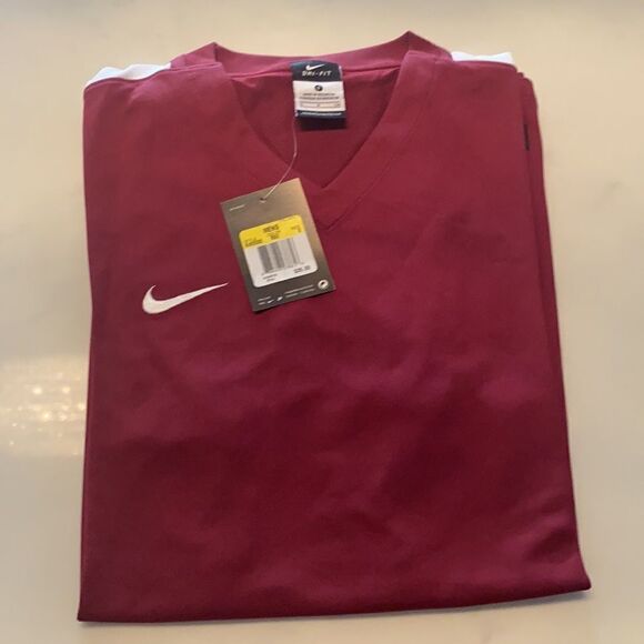 Nike Men’s T-Shirt Size S NWT - Picture 2 of 11